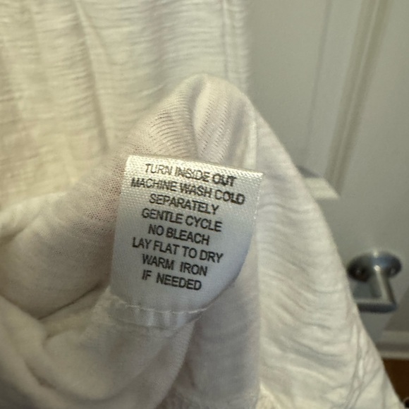 For Cynthia - Cream Sleeveless Blouse with Ruffled Mandarin Collar - Size Small - Picture 6 of 6